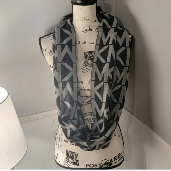 Michael Kors Monogram Infinity Scarf. - Picture 1 of 4